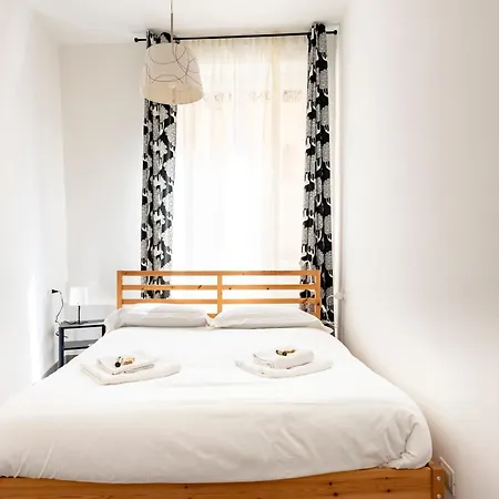 Beautiful Flat In Porta Soprana - Happy Apartment