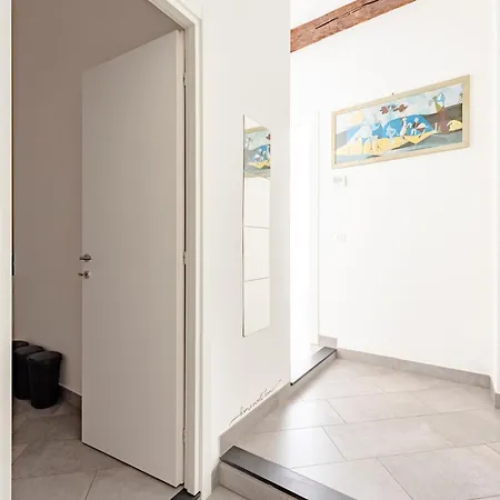 Apartment Beautiful Flat In Porta Soprana - Happy Genua